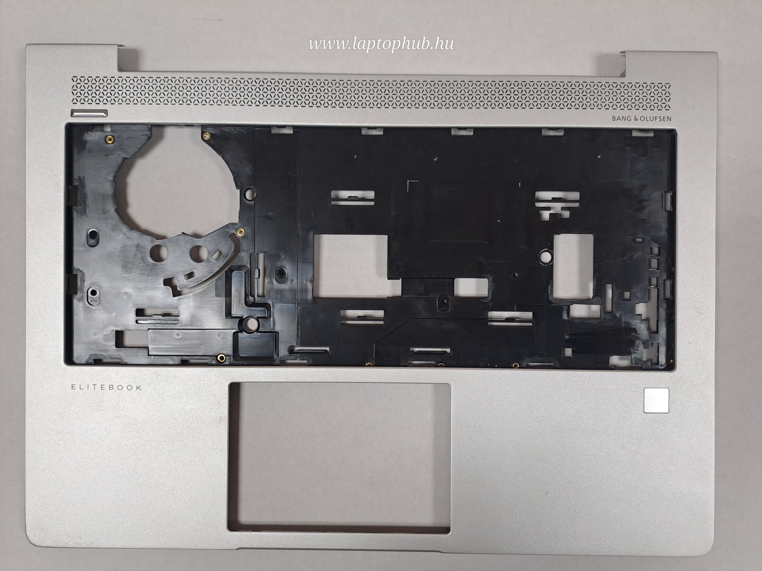 HP Elitebook 830 G5 felső burkolat, touch pad és panelek nélkül L13831-001