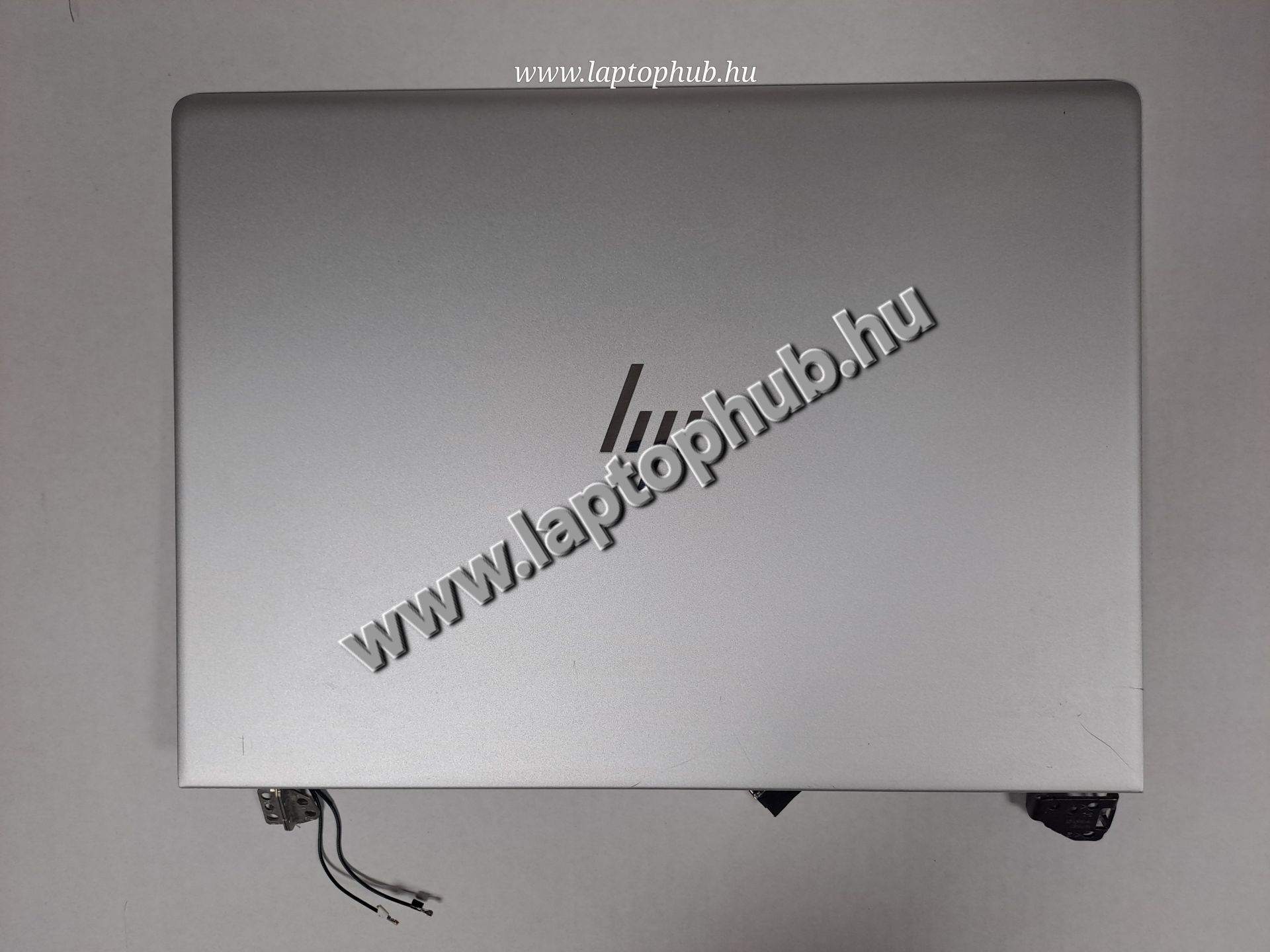 HP Elitebook 830 G5 lcd burkolat, zsanérral, kábellel, webkamerával L14929-001