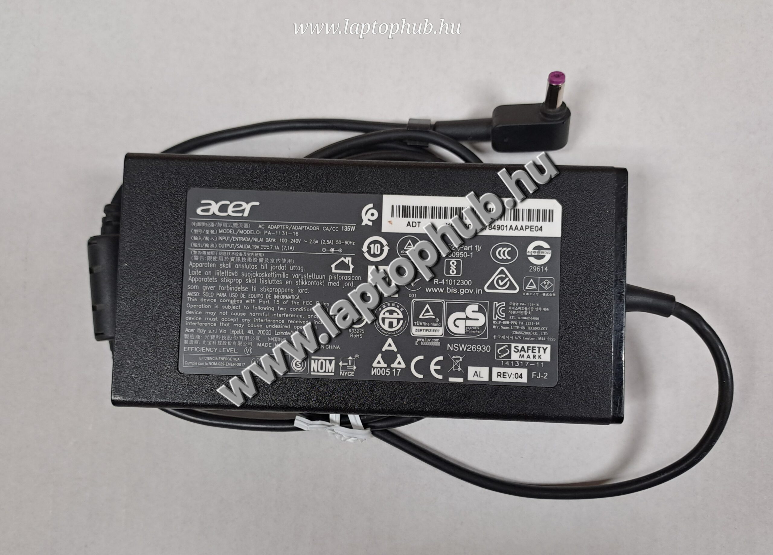 Acer 19V 7.1A, 135W AC Adapter 5.5mm x 1.7mm PA-1135-16